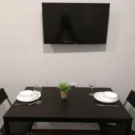 Apartment Cozy 1 Next To Stavros Niarxos